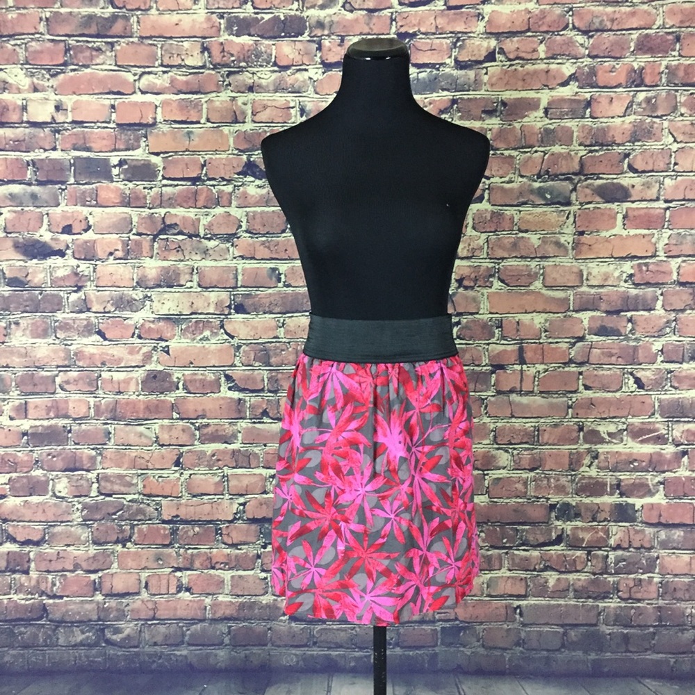 Derek Heart Pink Gray Floral Elastic Skirt